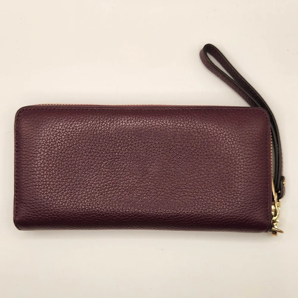 Michael Kors Jet Set Travel Continental Wristlet Wallet Burgundy Leather Maroon